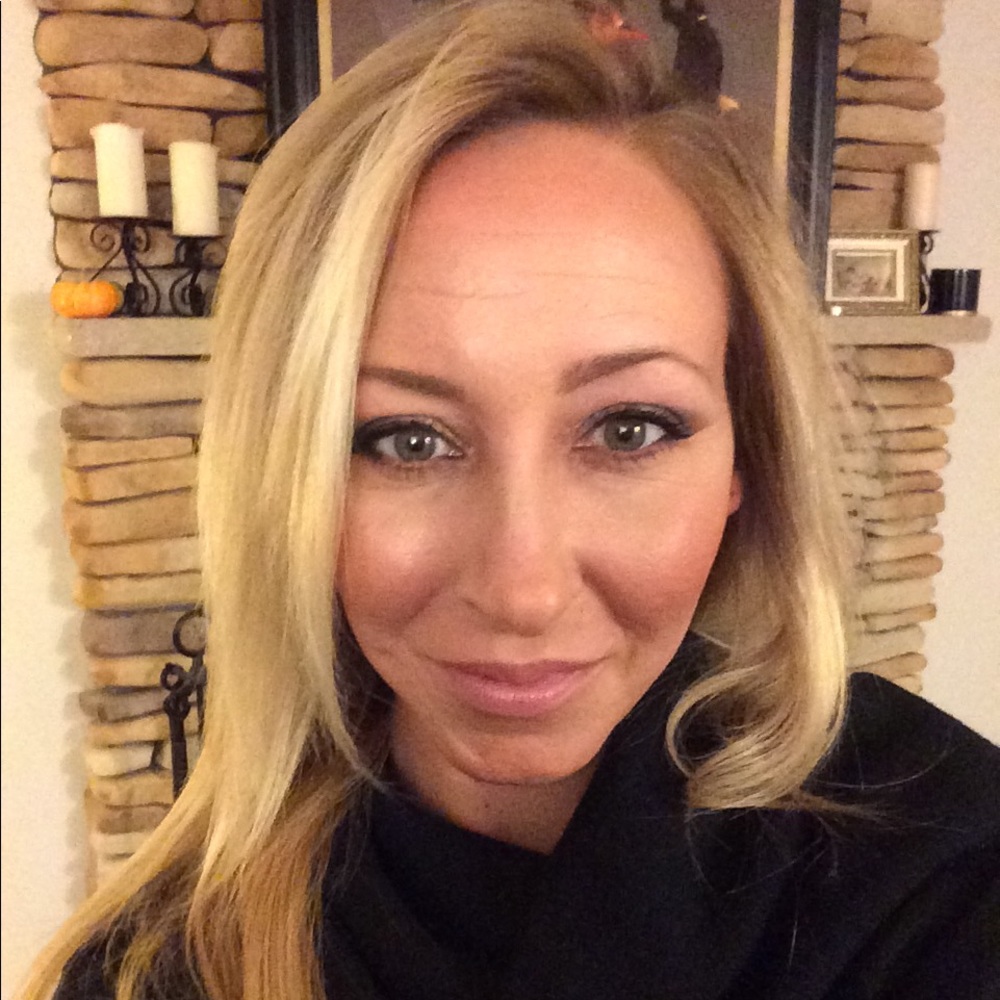 Meet your Posher, Samantha